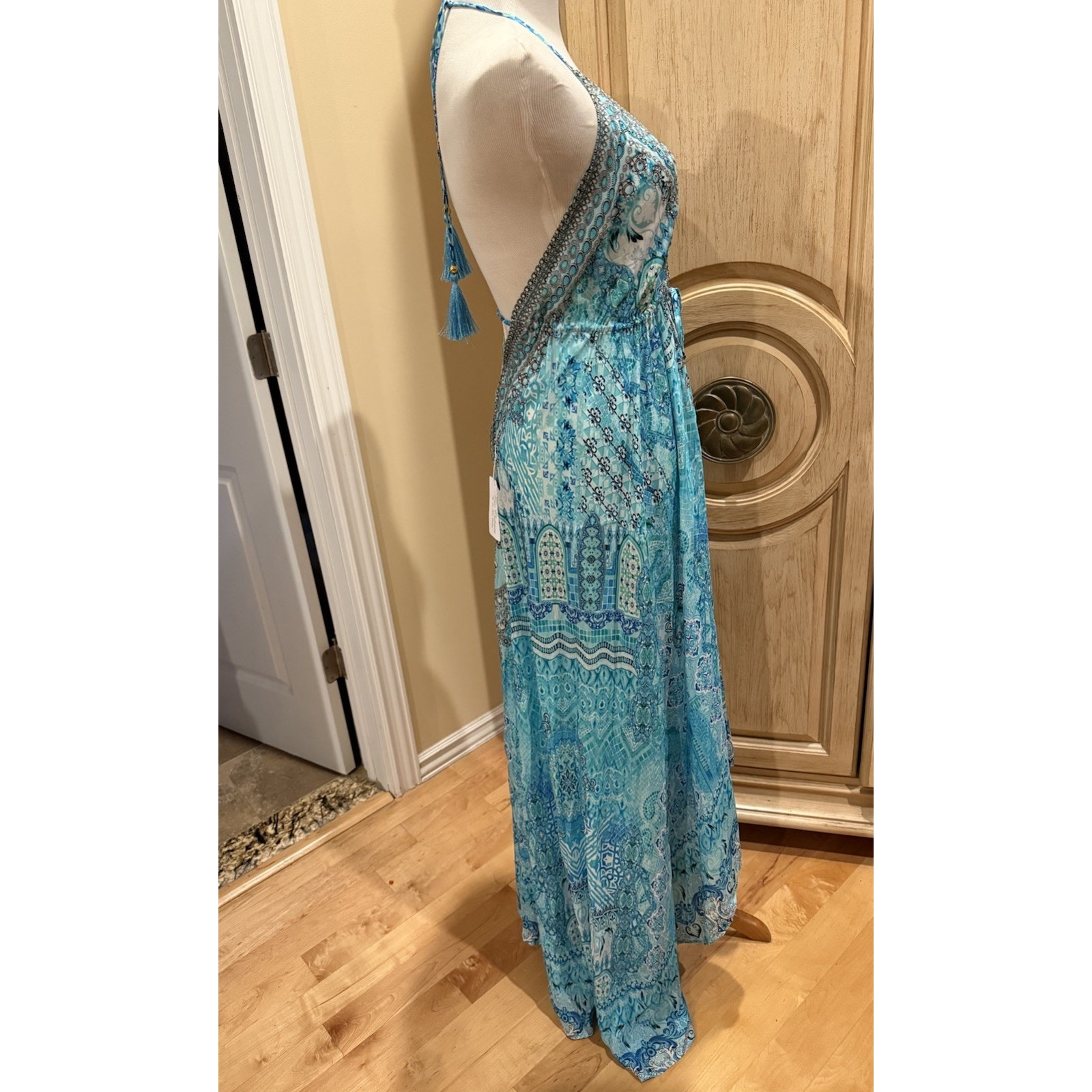 True Colours La Moda High-Low Halter Resort Maxi Dress Sz L/Xl Nwt — image 4 of 7